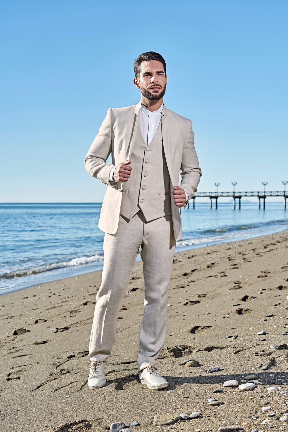 Linen Jacket Marbella for men. Elegant and comfort linen jacket.